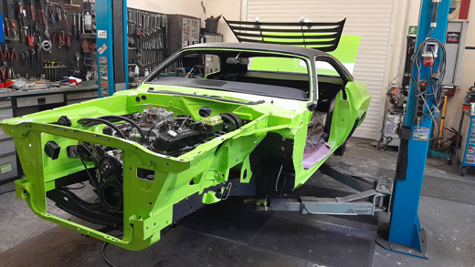 Einbau des Motorblocks